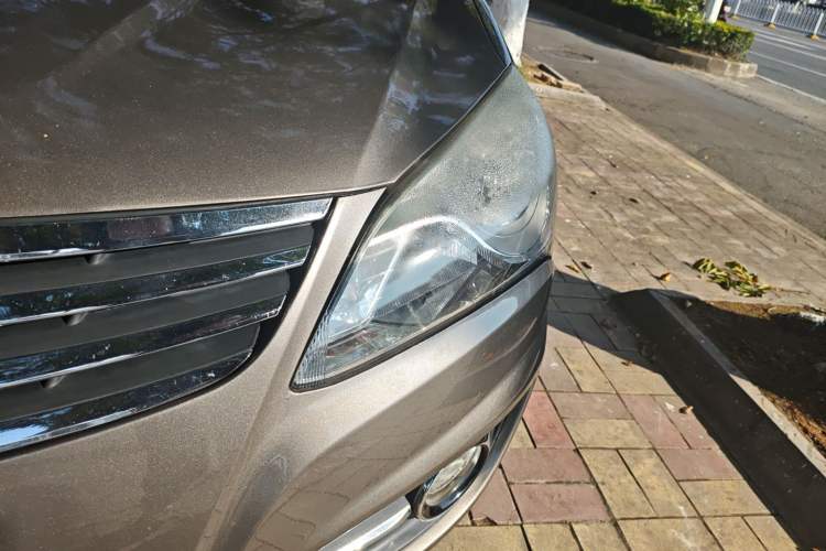 Used Hyundai Celesta 2015 1.6L Automatic Comfort Model Left Front Headlight