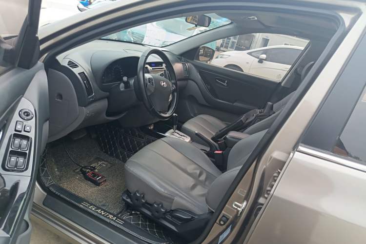 Used Hyundai Celesta 2015 1.6L Automatic Luxury Model Left Front Seat