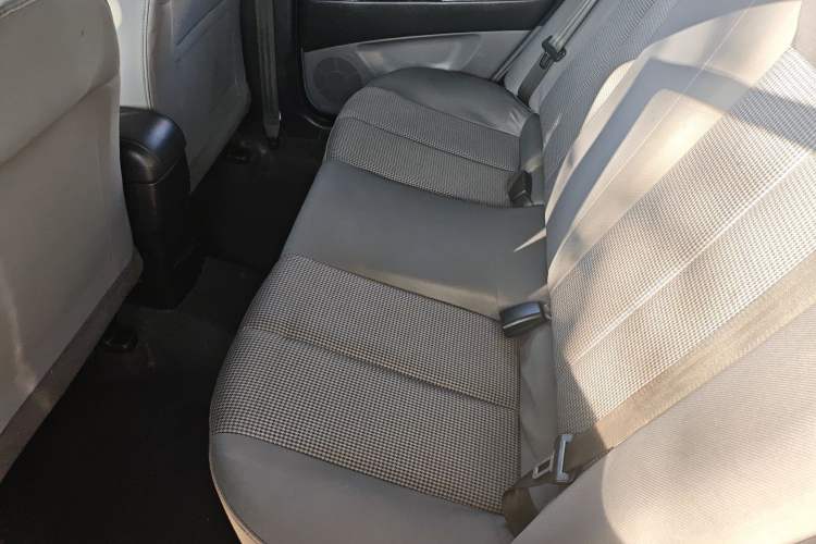 Used Hyundai Celesta 2015 1.6L Automatic Comfort Model Left Rear Seat