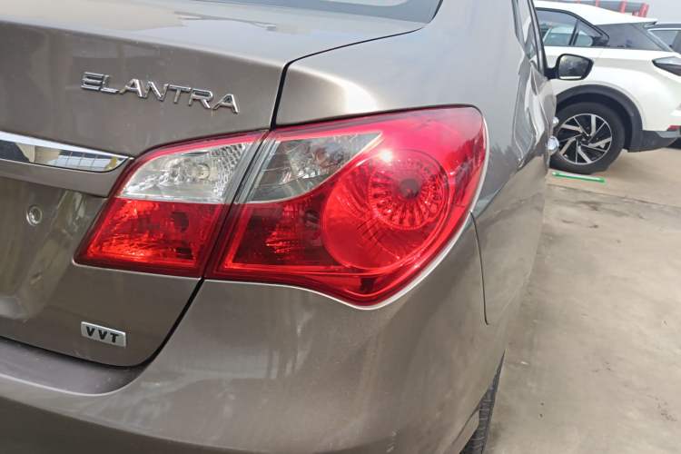 Used Hyundai Celesta 2015 1.6L Automatic Luxury Model Right Rear Taillight