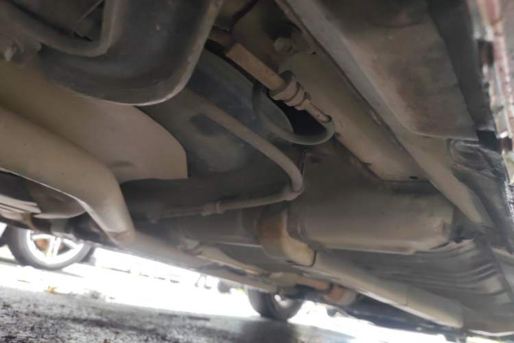 Used Hyundai Celesta 2015 1.6L Automatic Comfort Model Chassis Rear Right