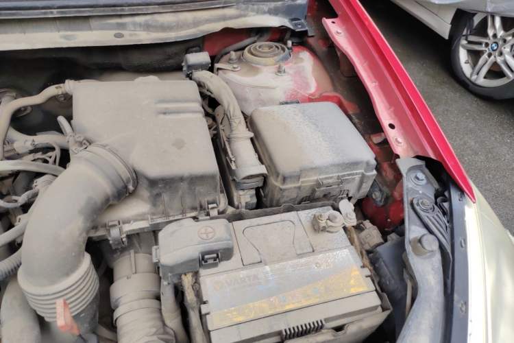 Used Hyundai Celesta 2015 1.6L Automatic Comfort Model Engine Bay Left