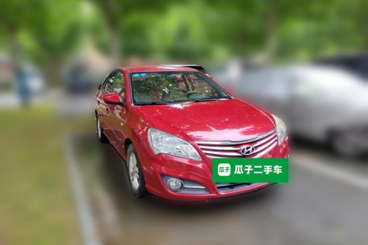 Used Hyundai Celesta 2015 1.6L Automatic Comfort Model Front Right 45 Deg