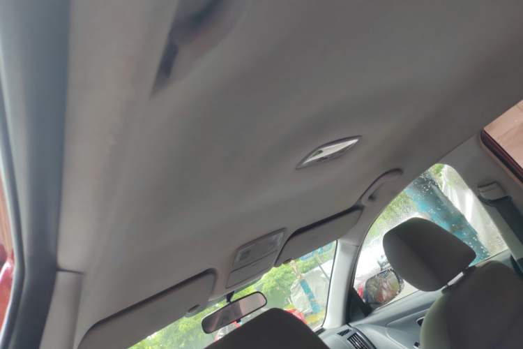 Used Hyundai Celesta 2015 1.6L Automatic Comfort Model Headliner