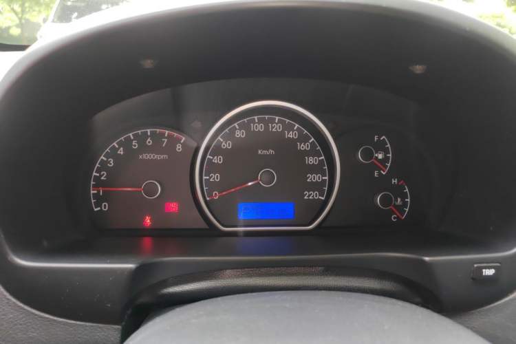 Used Hyundai Celesta 2015 1.6L Automatic Comfort Model Instrument Cluster