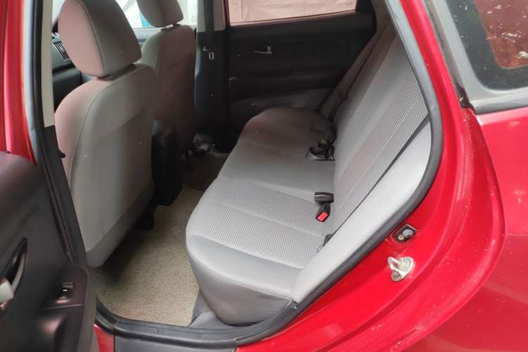 Used Hyundai Celesta 2015 1.6L Automatic Comfort Model Left Rear Seat