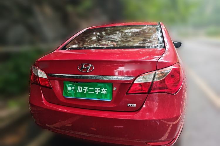 Used Hyundai Celesta 2015 1.6L Automatic Comfort Model Rear