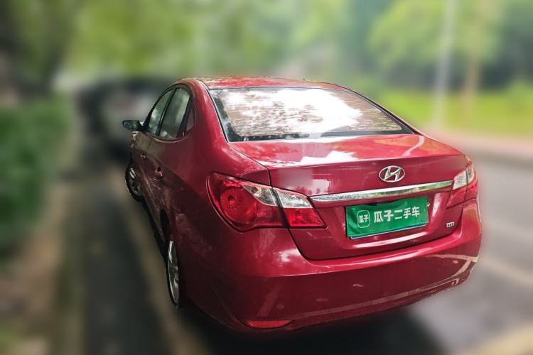Used Hyundai Celesta 2015 1.6L Automatic Comfort Model Rear Left 45 Deg