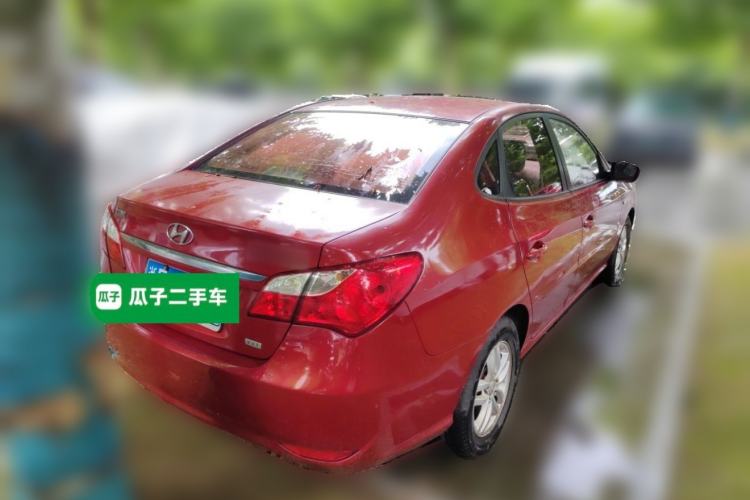 Used Hyundai Celesta 2015 1.6L Automatic Comfort Model Rear Right 45 Deg