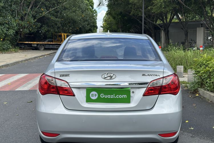 Used Hyundai Celesta 2015 1.6L Automatic Comfort Model Exterior 4