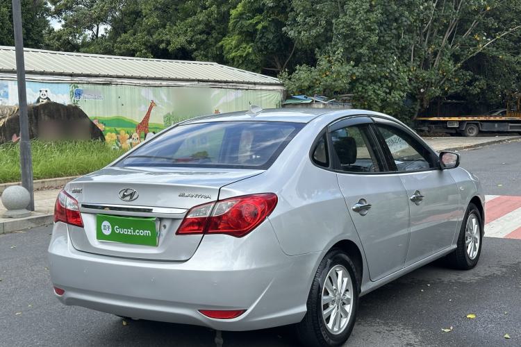 Used Hyundai Celesta 2015 1.6L Automatic Comfort Model Exterior 5