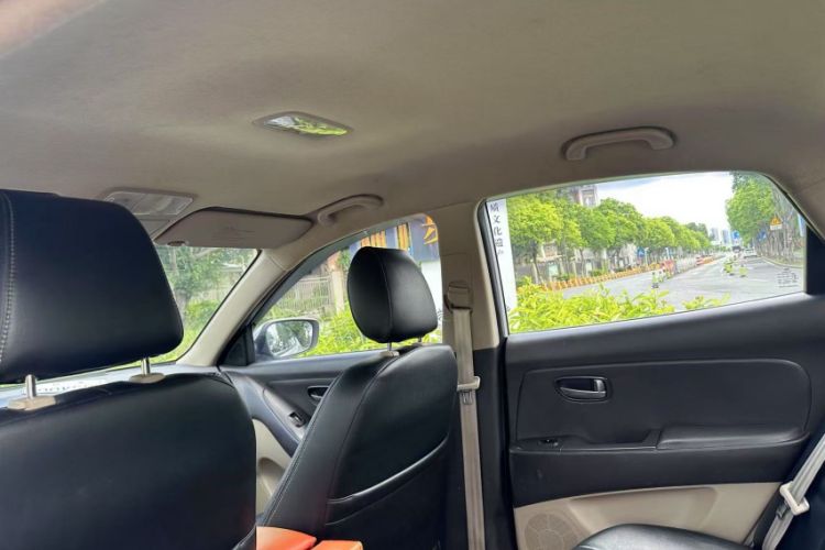 Used Hyundai Celesta 2015 1.6L Automatic Comfort Model Headliner