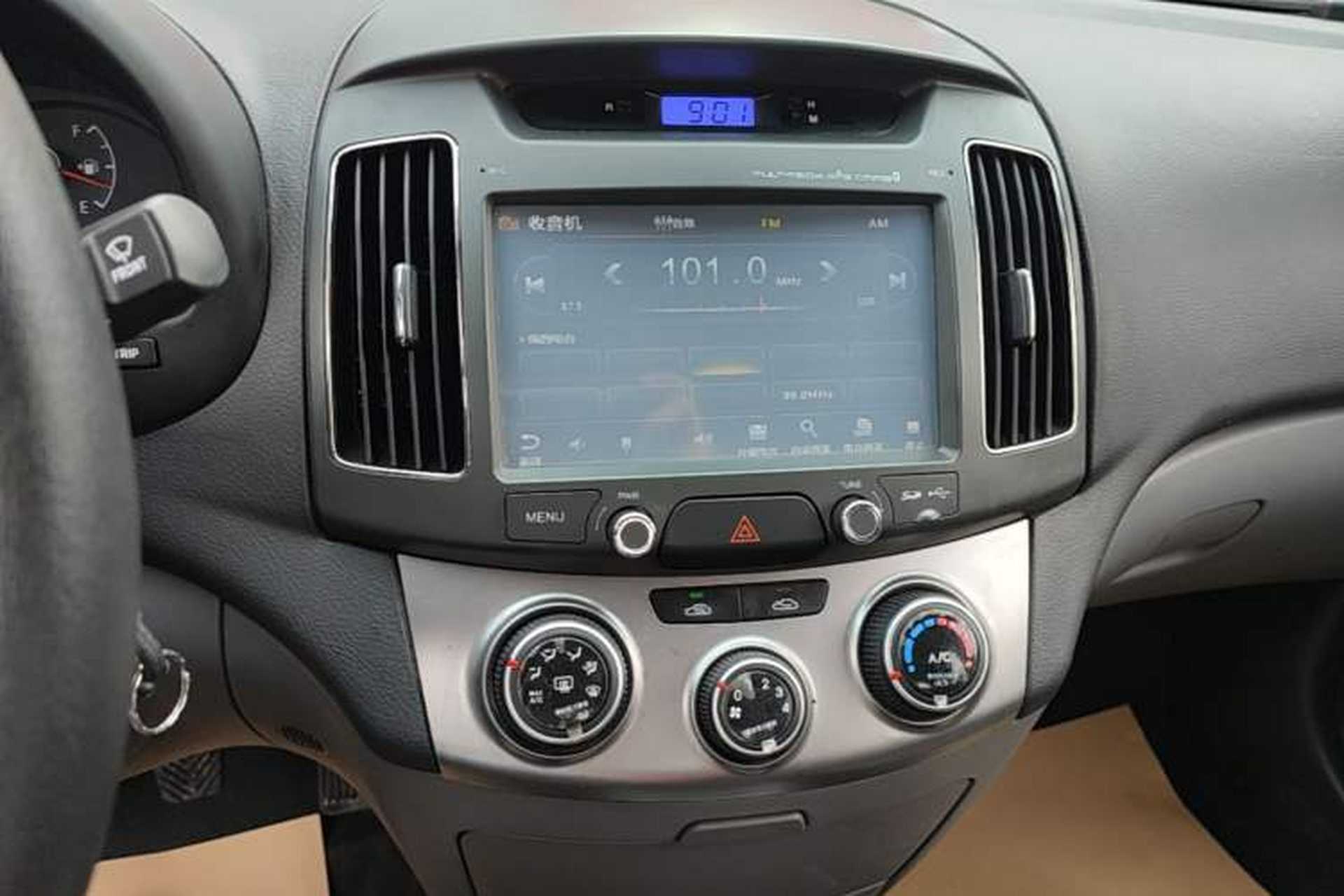 Used Hyundai Celesta 2015 1.6L Manual Comfort Model Audio And AC Panel