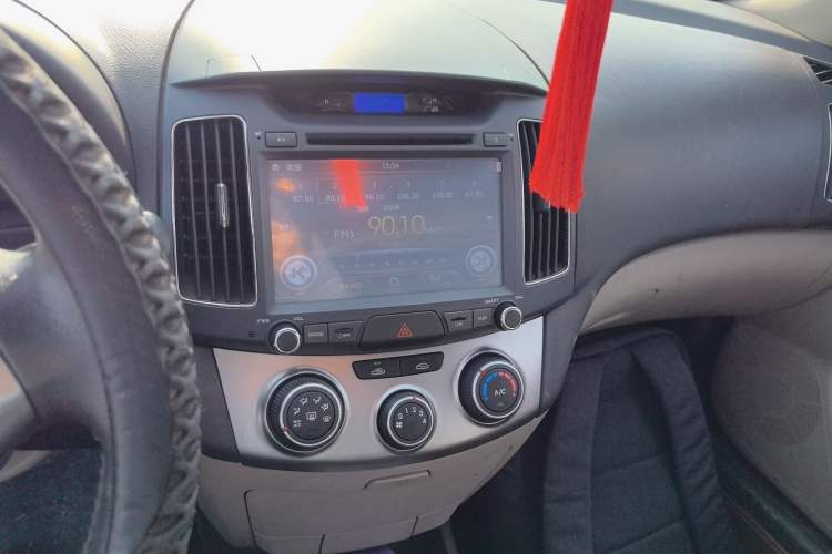 Used Hyundai Celesta 2015 1.6L Manual Comfort Model Audio And AC Panel