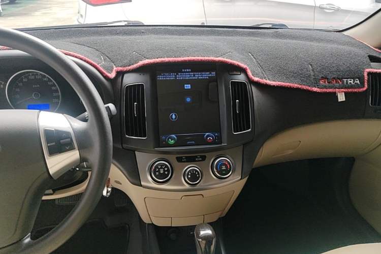 Used Hyundai Celesta 2015 1.6L Automatic Comfort Model Audio And AC Panel