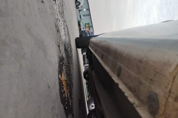 Used Hyundai Celesta 2015 1.6L Manual Comfort Model Chassis Front Right