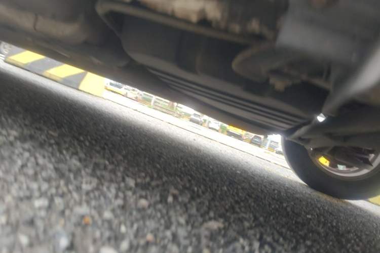 Used Hyundai Celesta 2015 1.6L Manual Comfort Model Chassis Rear Left