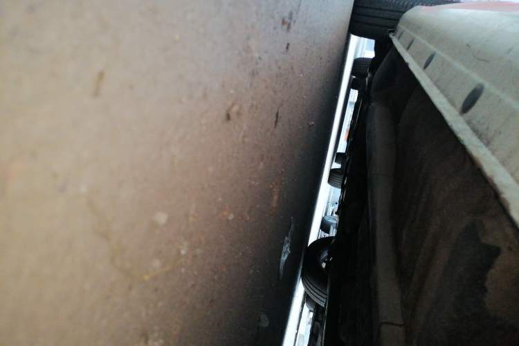 Used Hyundai Celesta 2015 1.6L Manual Comfort Model Chassis Rear Left