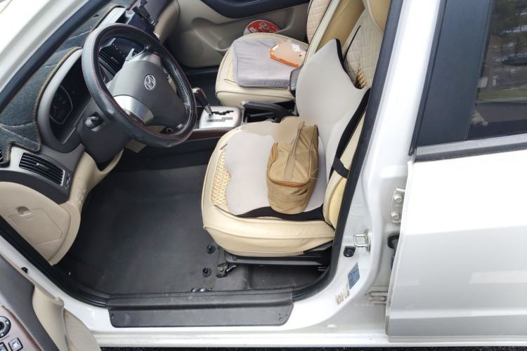 Used Hyundai Celesta 2015 1.6L Automatic Comfort Model Driver Seat