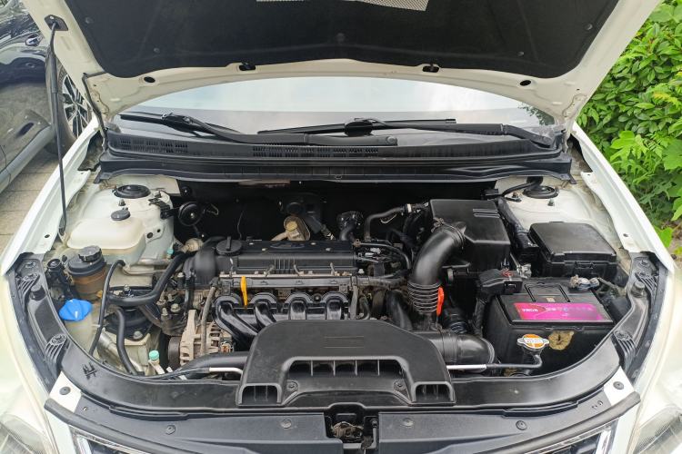 Used Hyundai Celesta 2015 1.6L Automatic Comfort Model Engine Bay