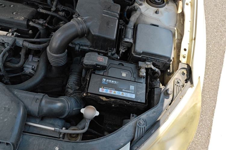 Used Hyundai Celesta 2015 1.6L Manual Comfort Model Engine Bay Left