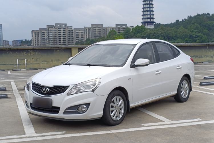 Used Hyundai Celesta 2015 1.6L Automatic Comfort Model Exterior 2
