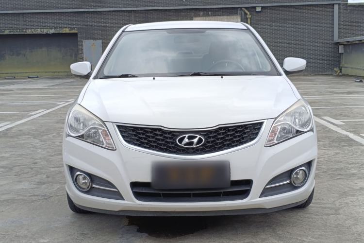 Used Hyundai Celesta 2015 1.6L Automatic Comfort Model Exterior 4