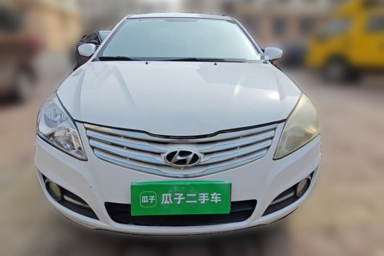 Used Hyundai Celesta 2015 1.6L Manual Comfort Model Front