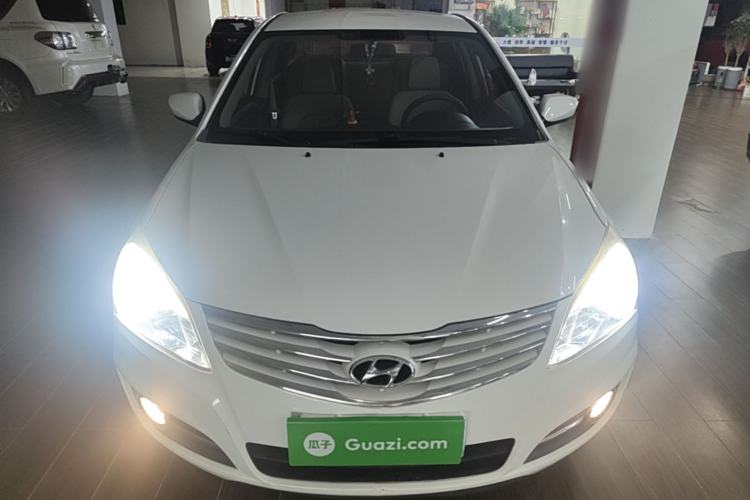 Used Hyundai Celesta 2015 1.6L Automatic Comfort Model Front