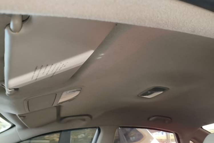Used Hyundai Celesta 2015 1.6L Automatic Comfort Model Headliner