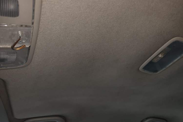 Used Hyundai Celesta 2015 1.6L Manual Comfort Model Headliner