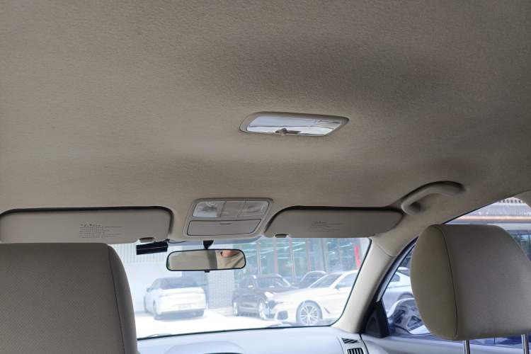 Used Hyundai Celesta 2015 1.6L Automatic Comfort Model Headliner