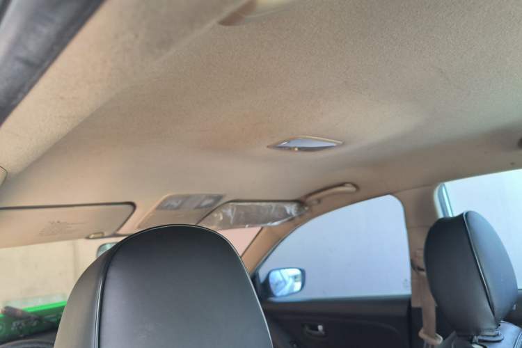 Used Hyundai Celesta 2015 1.6L Automatic Comfort Model Headliner