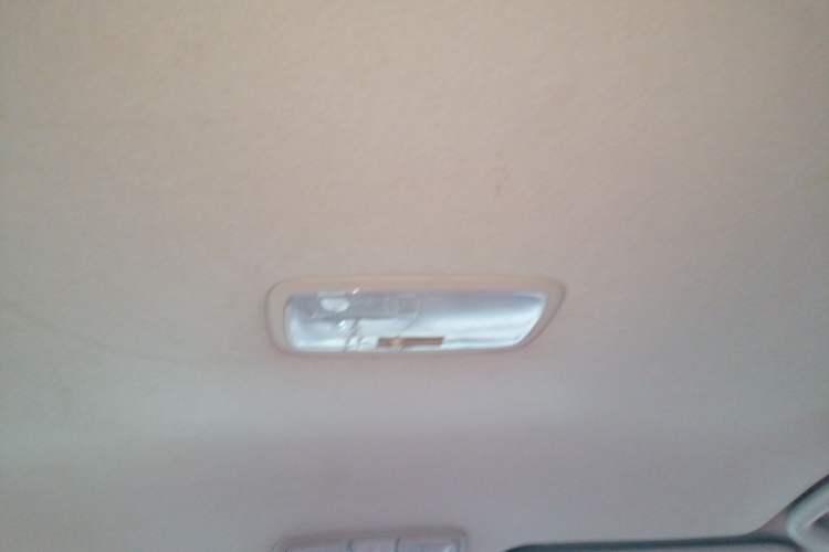 Used Hyundai Celesta 2015 1.6L Manual Comfort Model Headliner