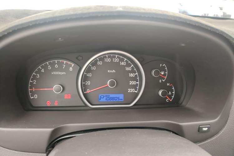 Used Hyundai Celesta 2015 1.6L Automatic Comfort Model Instrument Cluster