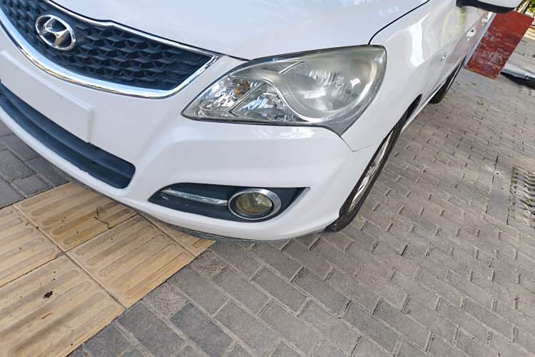 Used Hyundai Celesta 2015 1.6L Automatic Comfort Model Left Front Headlight