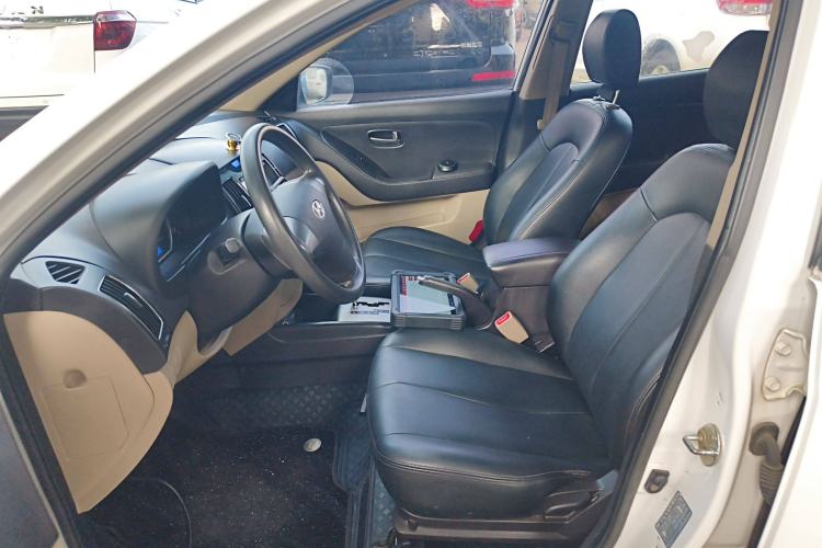 Used Hyundai Celesta 2015 1.6L Automatic Comfort Model Left Front Seat