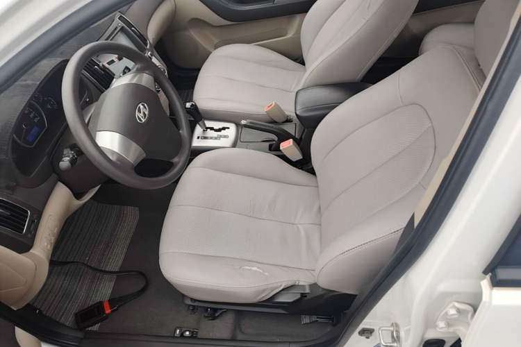 Used Hyundai Celesta 2015 1.6L Automatic Comfort Model Left Front Seat