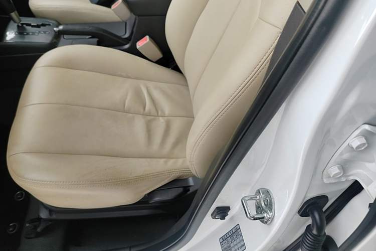 Used Hyundai Celesta 2015 1.6L Automatic Comfort Model Left Front Seat