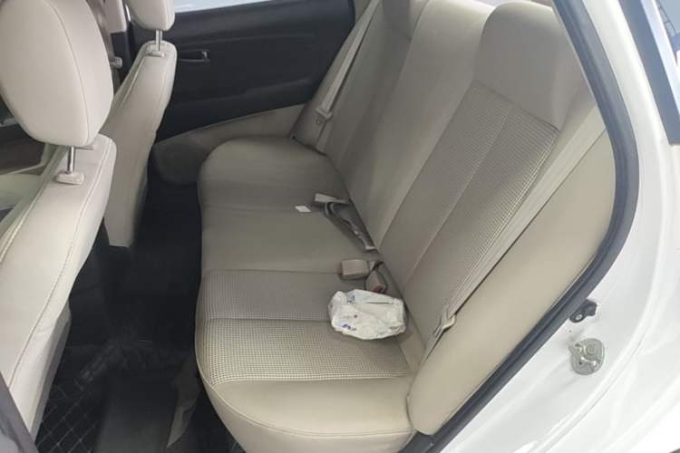 Used Hyundai Celesta 2015 1.6L Automatic Comfort Model Left Rear Seat