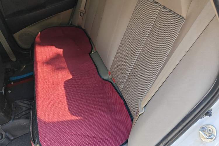 Used Hyundai Celesta 2015 1.6L Manual Comfort Model Left Rear Seat