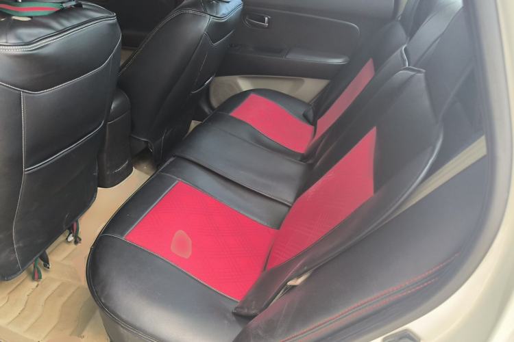 Used Hyundai Celesta 2015 1.6L Automatic Comfort Model Left Rear Seat