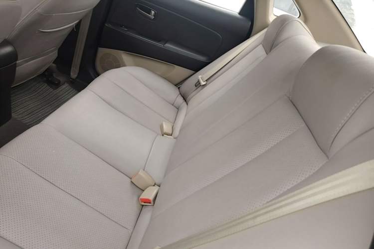 Used Hyundai Celesta 2015 1.6L Automatic Comfort Model Left Rear Seat