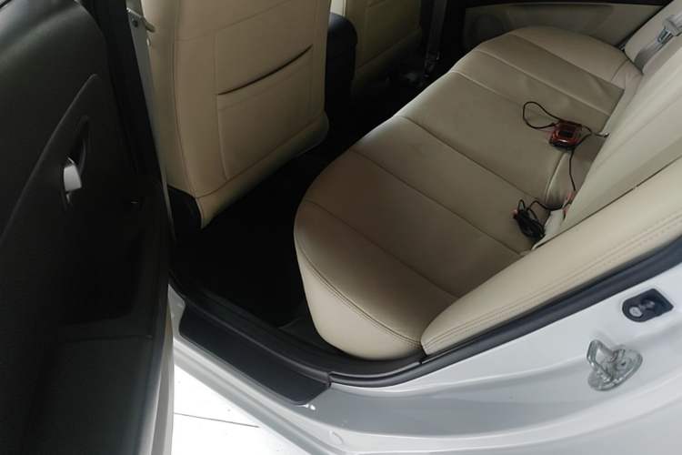 Used Hyundai Celesta 2015 1.6L Automatic Comfort Model Left Rear Seat