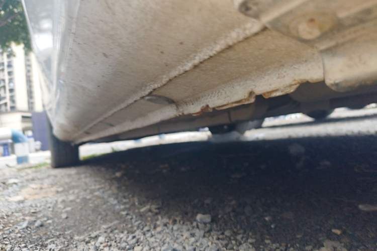Used Hyundai Celesta 2015 1.6L Automatic Comfort Model Left Side Sill