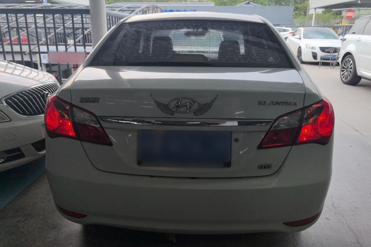 Used Hyundai Celesta 2015 1.6L Manual Comfort Model Rear
