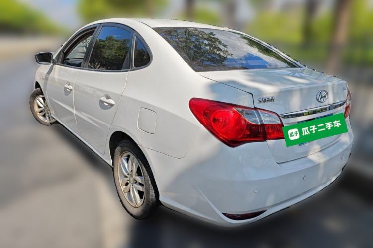 Used Hyundai Celesta 2015 1.6L Manual Comfort Model Rear Left 45 Deg