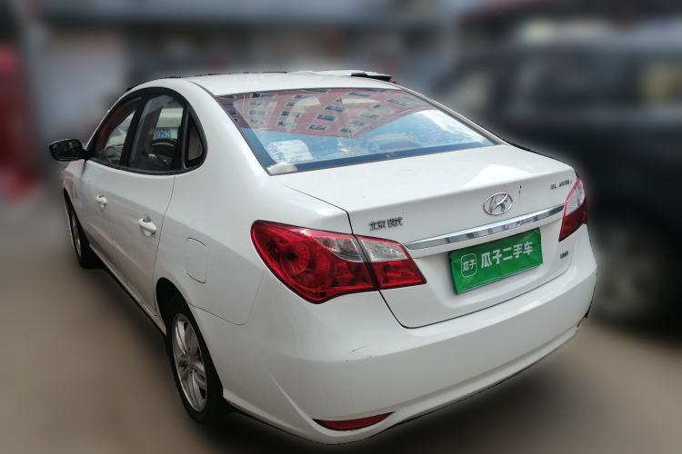 Used Hyundai Celesta 2015 1.6L Manual Comfort Model Rear Left 45 Deg