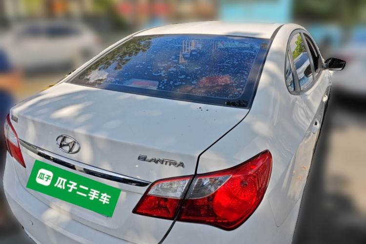 Used Hyundai Celesta 2015 1.6L Manual Comfort Model Rear Right 45 Deg