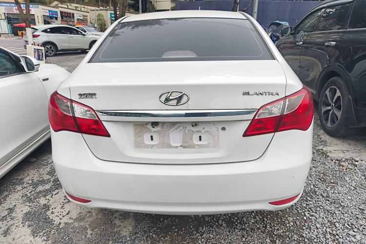 Used Hyundai Celesta 2015 1.6L Automatic Comfort Model Rear